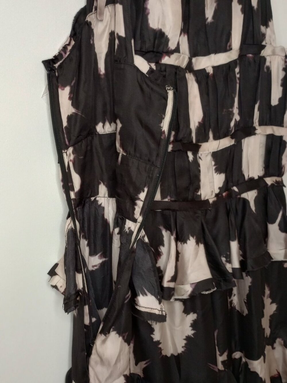 Ulla Johnson Serafina Noir Blur Tiered Silk Gown - Picture 12 of 17